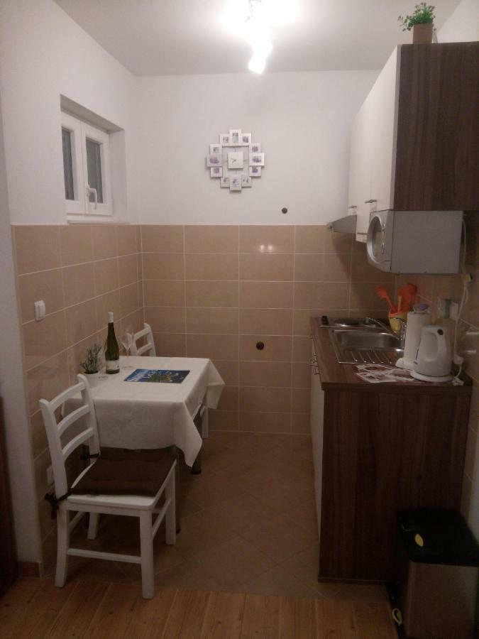 Apartmani Lomar Stari Grad  Exterior foto