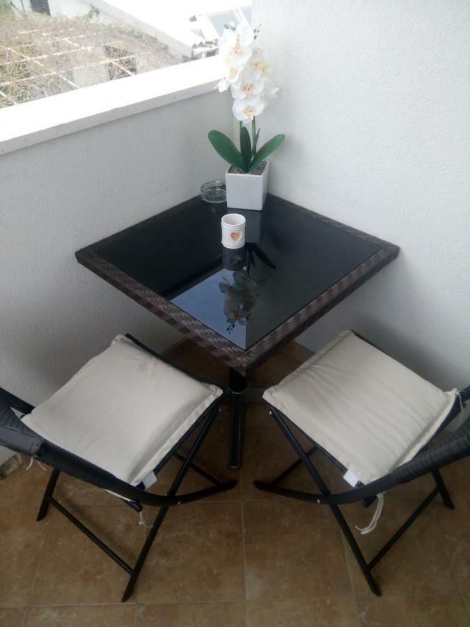 Apartmani Lomar Stari Grad  Exterior foto