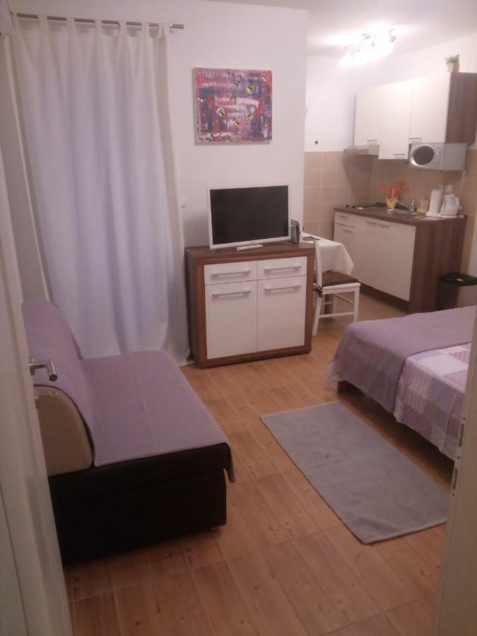 Apartmani Lomar Stari Grad  Exterior foto