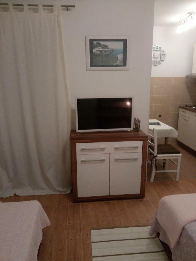 Apartmani Lomar Stari Grad  Exterior foto