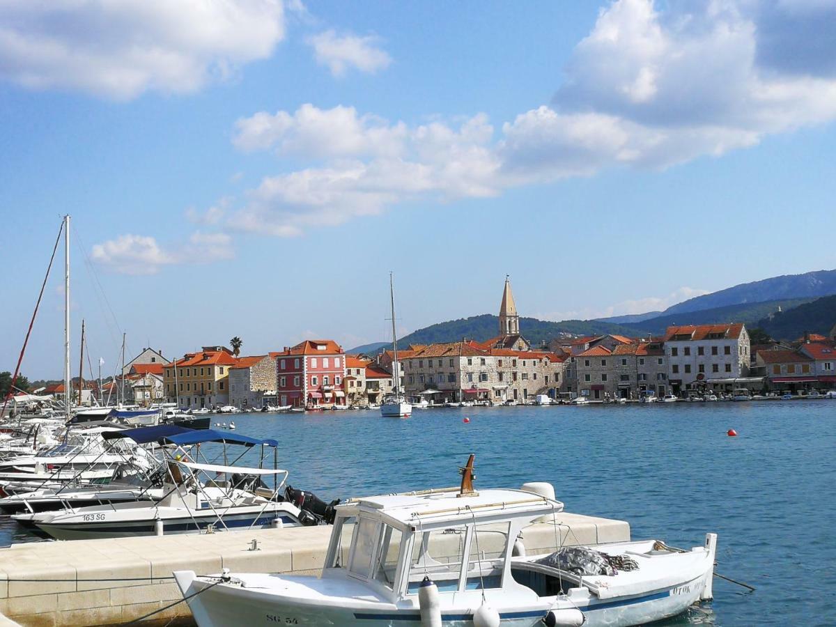 Apartmani Lomar Stari Grad  Exterior foto