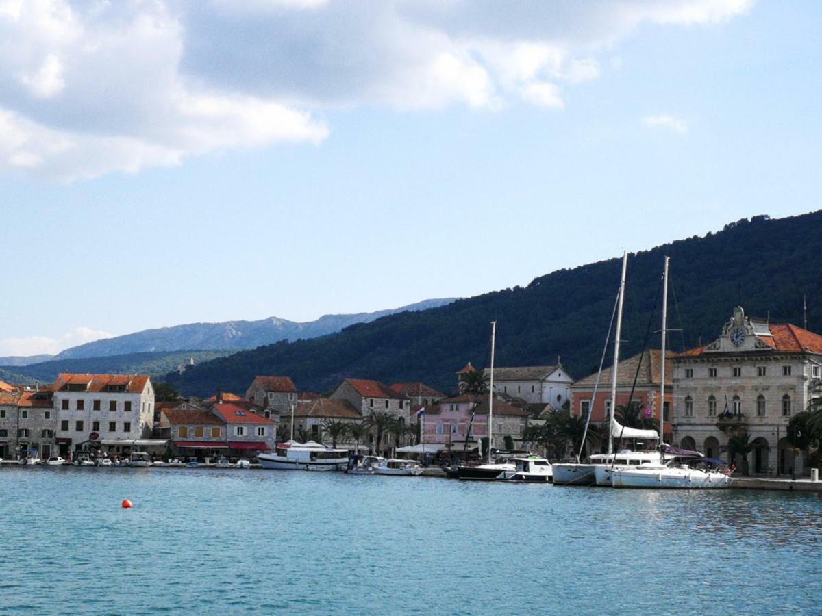 Apartmani Lomar Stari Grad  Exterior foto